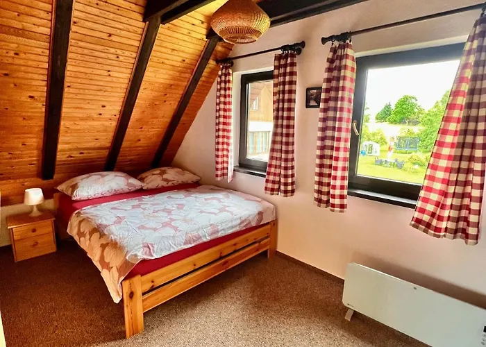 Nyaraló Emma Frymburk